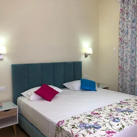 Laios (adults Only) 2*