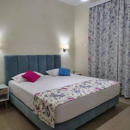 Laios (adults Only) 2* לימנאס